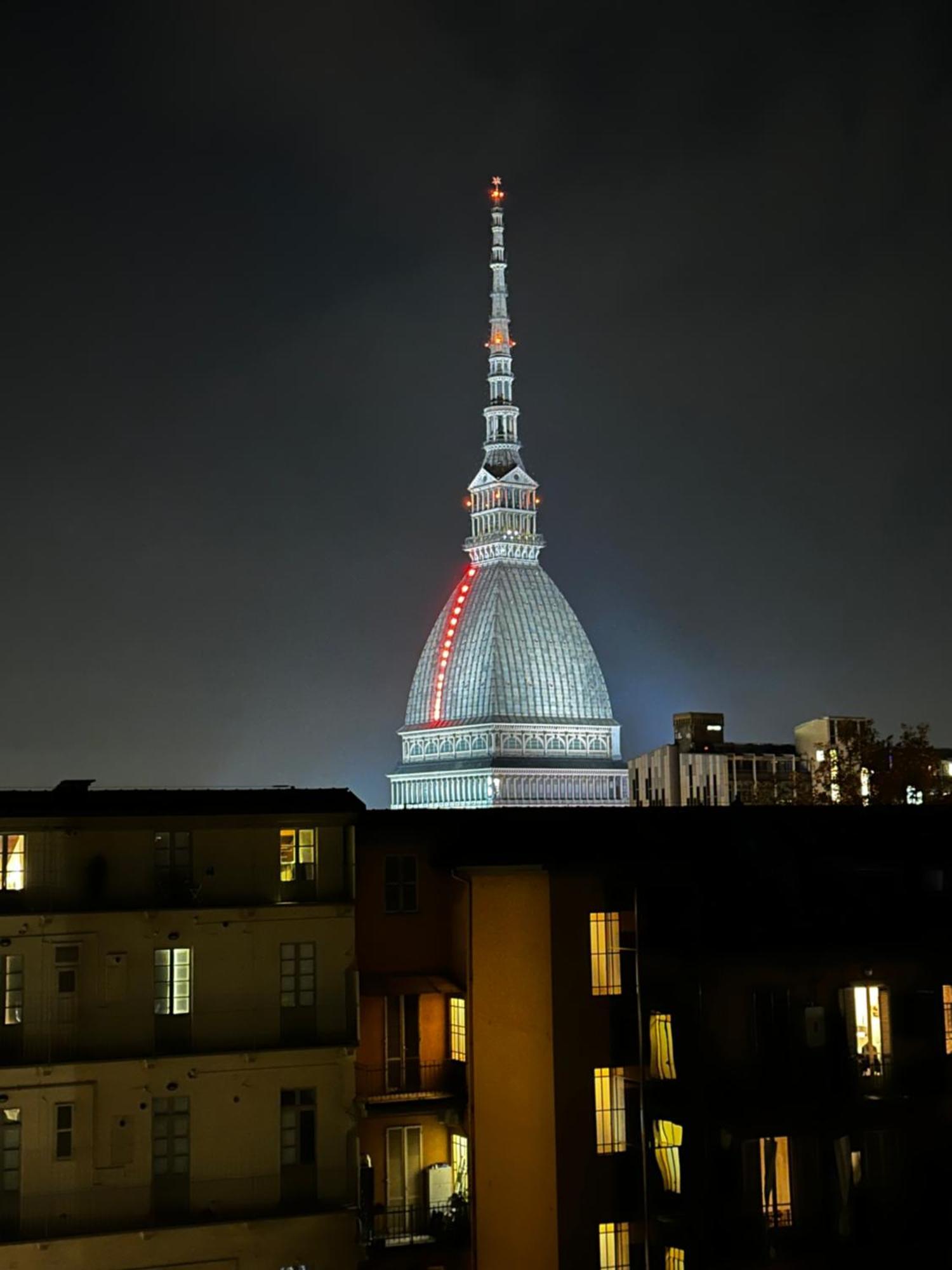 Le Finestre Sulla Mole Apartamento Turim Exterior foto