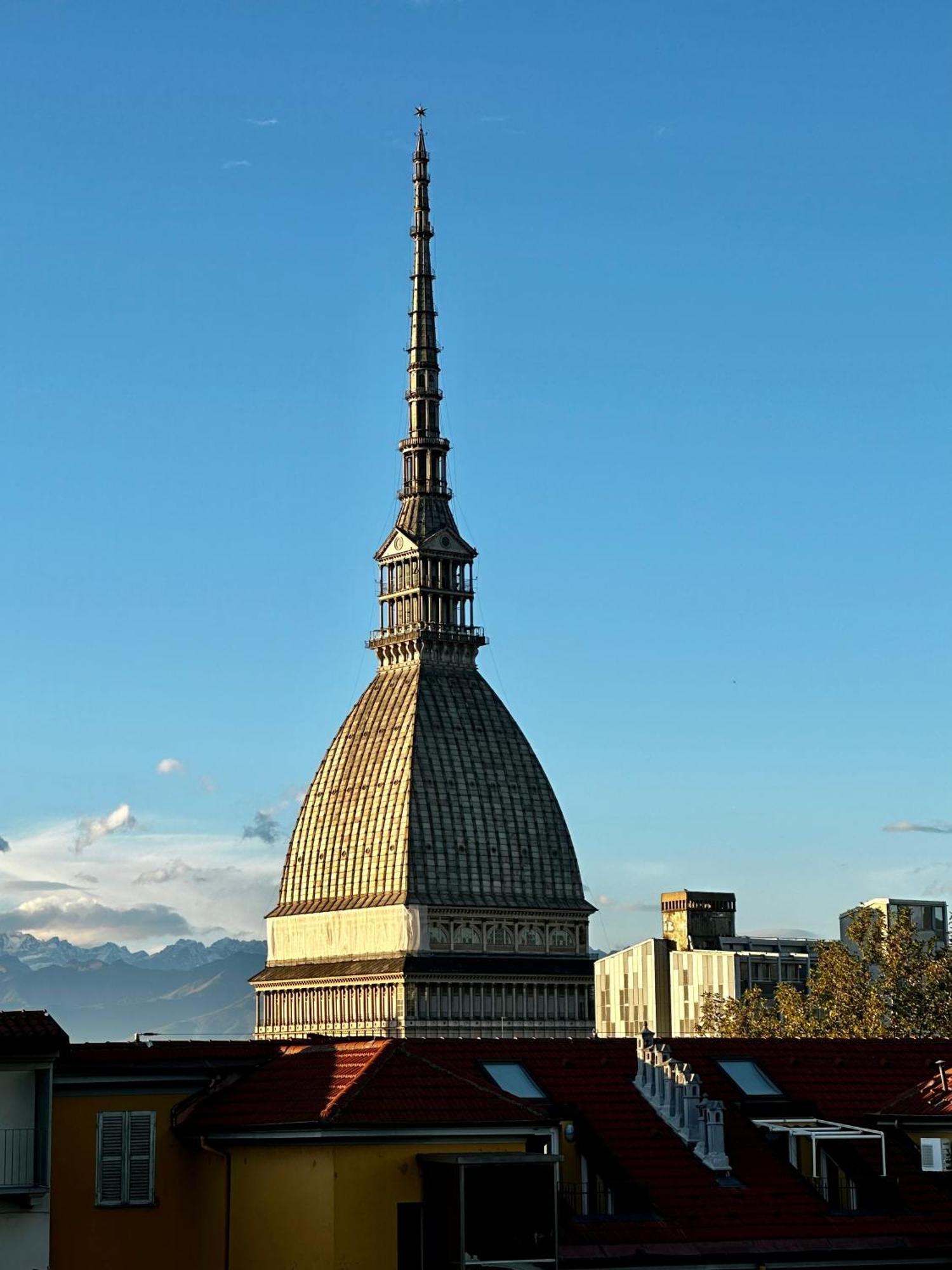 Le Finestre Sulla Mole Apartamento Turim Exterior foto
