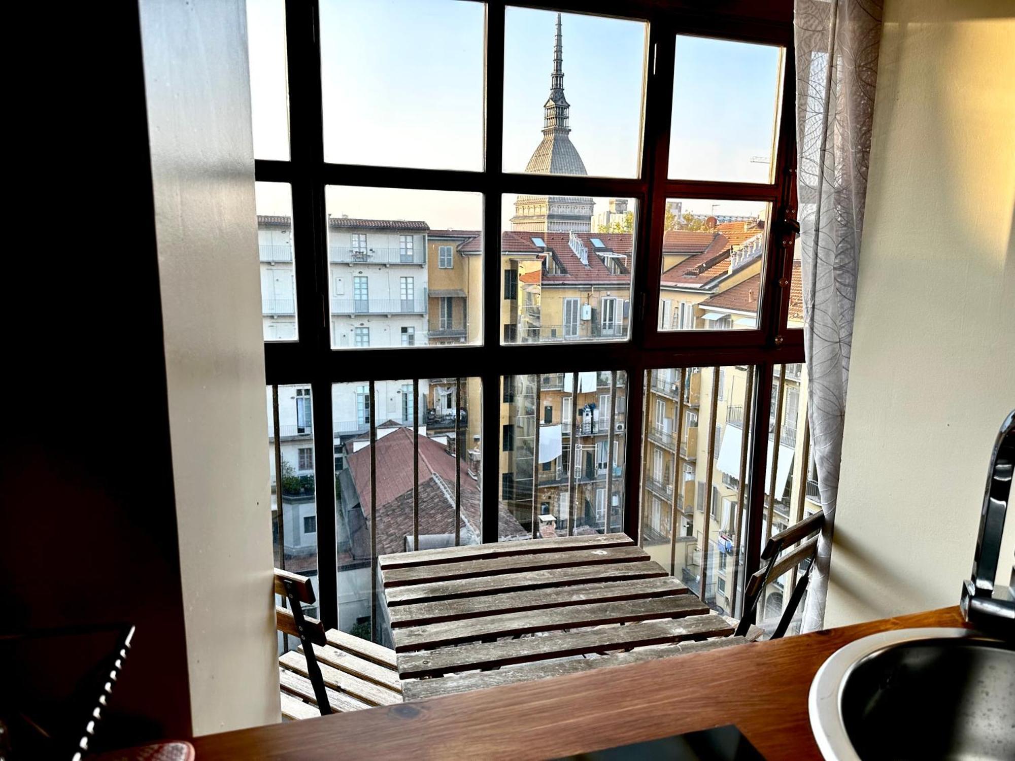 Le Finestre Sulla Mole Apartamento Turim Exterior foto